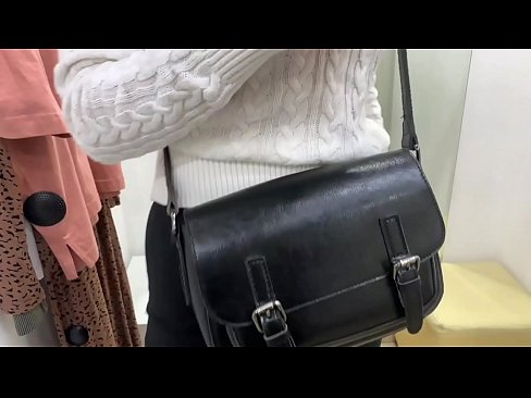 ❤️ Pampublikong masturbesyon ng batang asong si FeralBerry na may dildo sa fitting room ❌ super porn sa tl.fulldesisex.ru